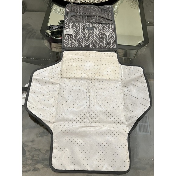 Skip Hop Portable Baby Changing Pad Clutch Chevron‎ Print Diaper Station - Picture 7 of 11